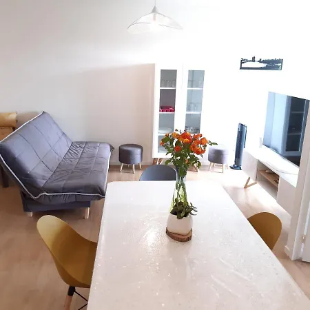 Casa La Rochelle: T2 Apartmán